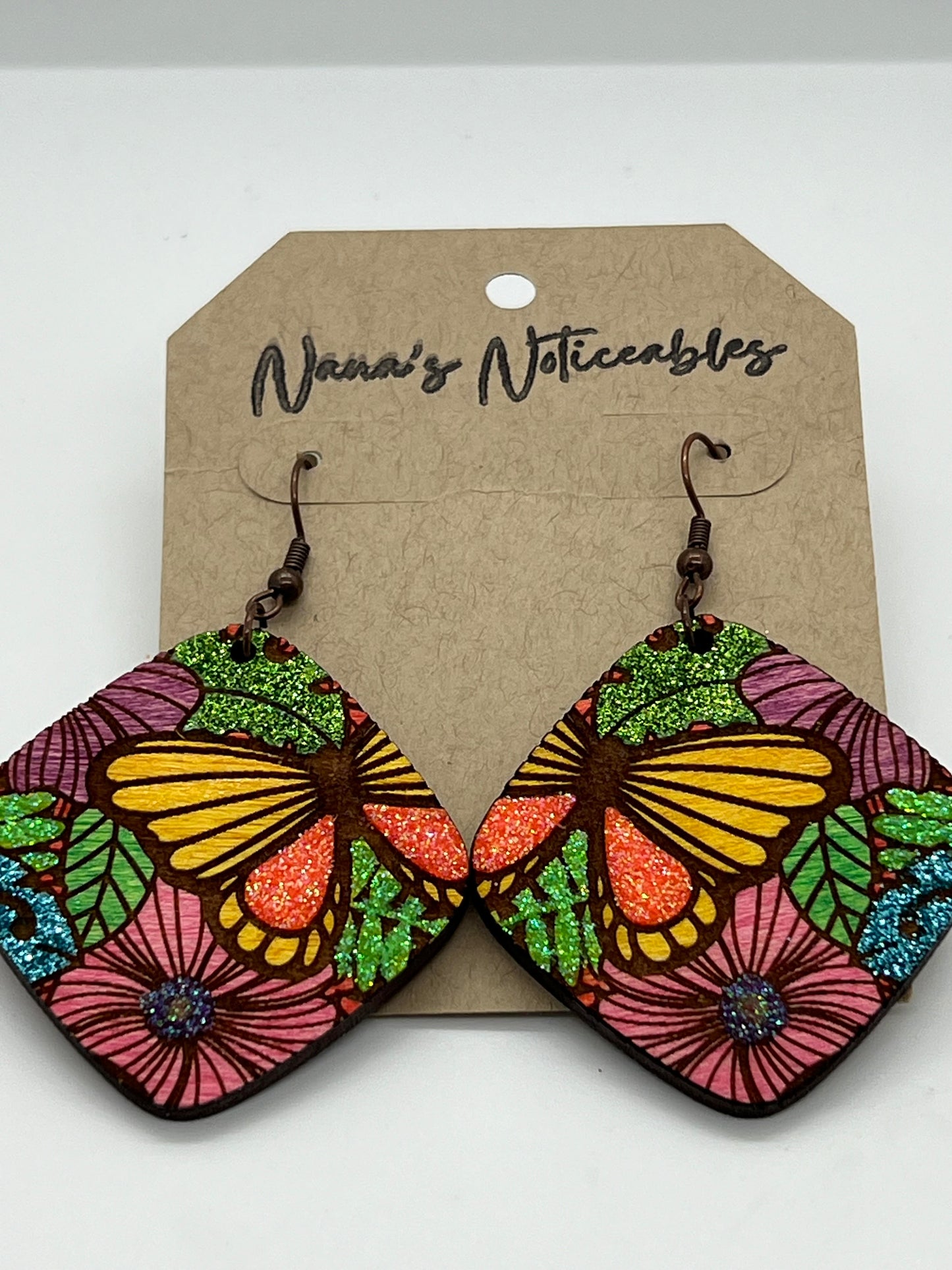 WOOD SQUARE STAINED & GLITTER BUTTERFLIES