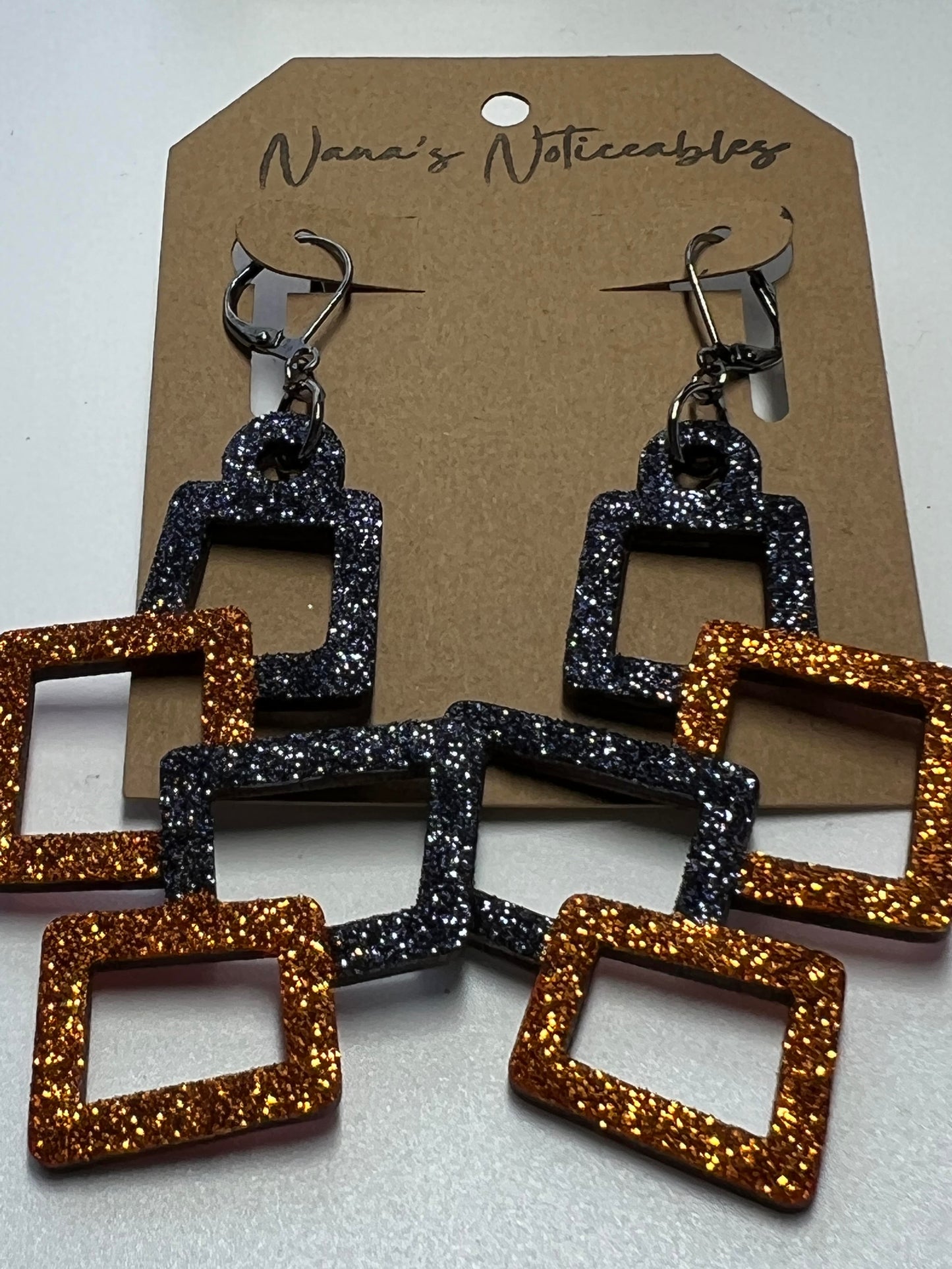 WOOD GEOMETRIC GLITTER EARRINGS