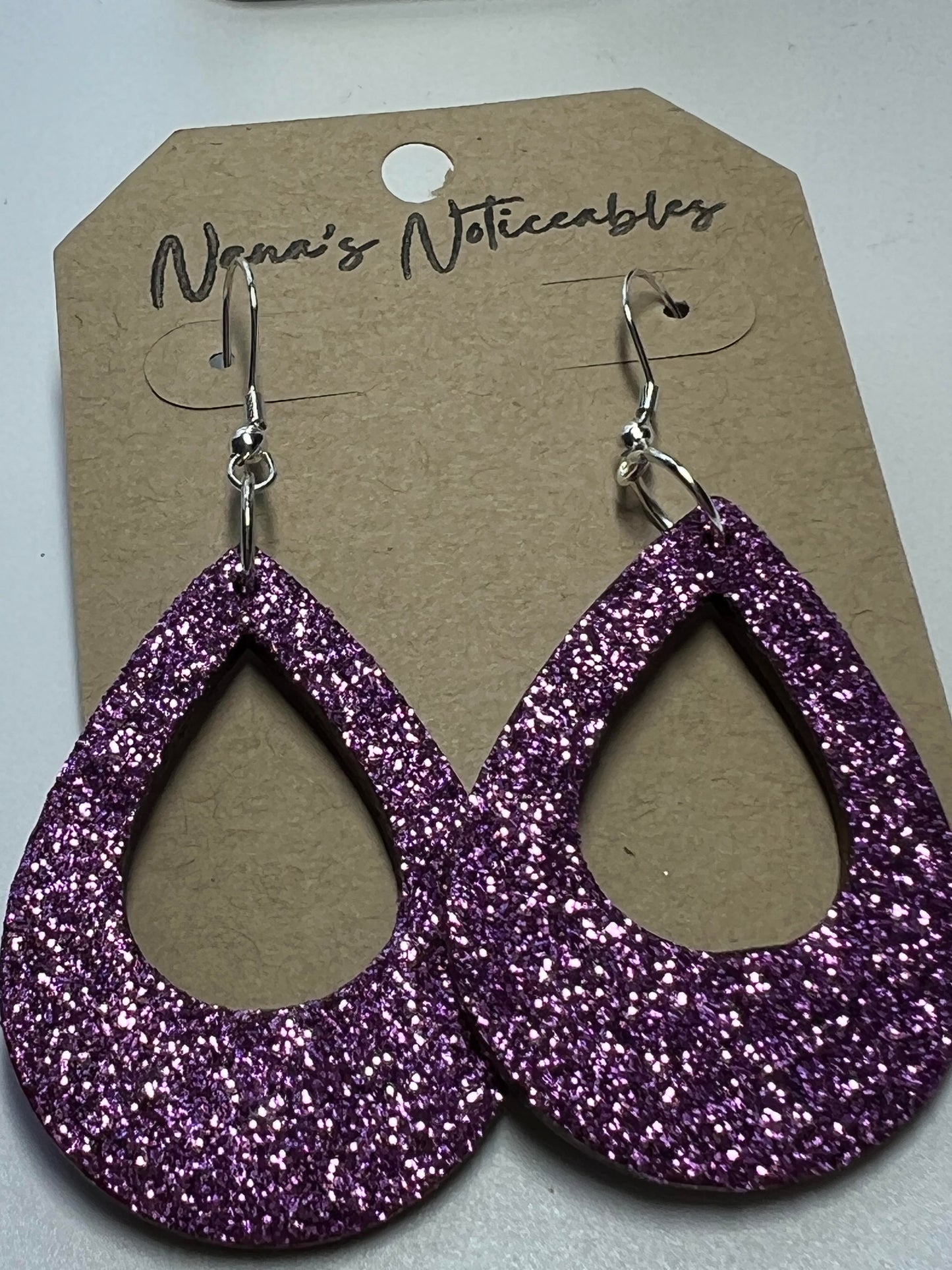 WOOD TEAR DROP IN GLITTER PURPLE