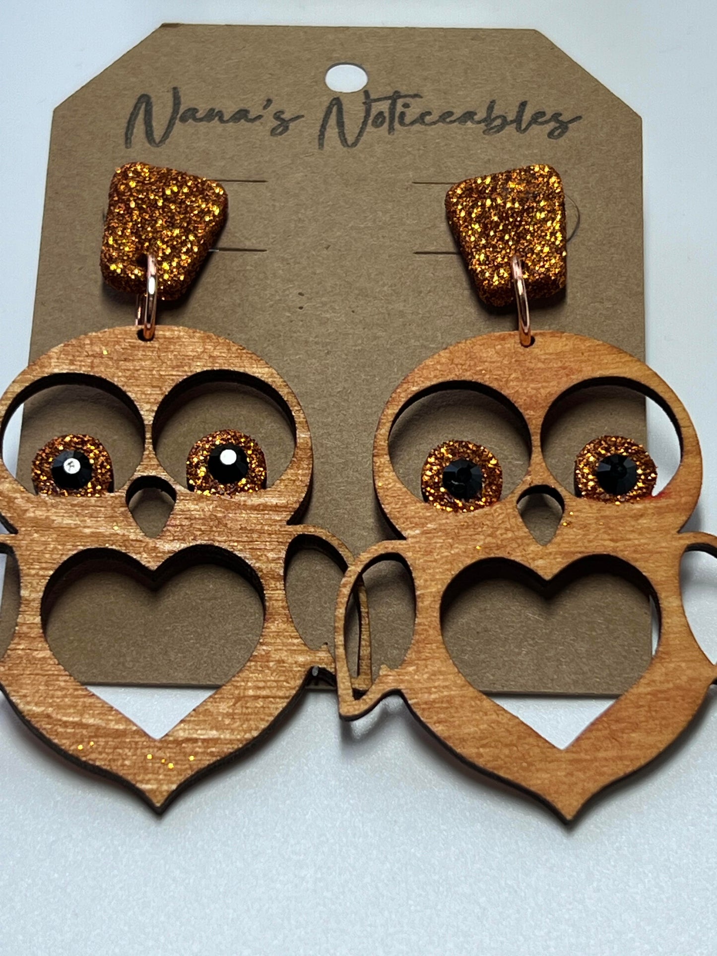 WOOD STAINED & GLITTER OWLS