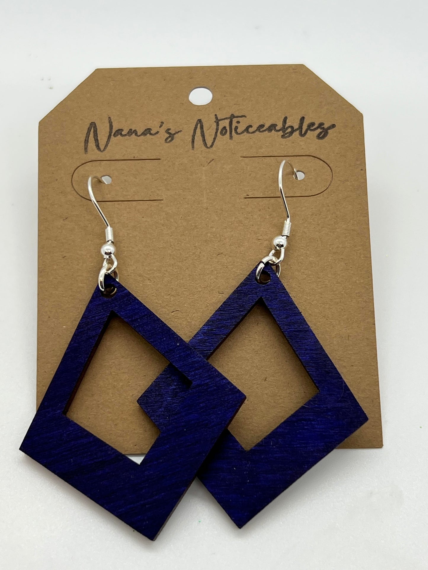 WOOD OPEN TRIANGLE STAINED NAVY