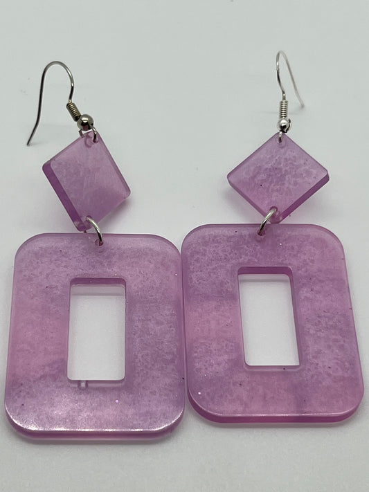 RESIN OPEN RECTANGLE WITH SQUARE DROP IN TRANSLUCENT LAVENDER SHIMMER