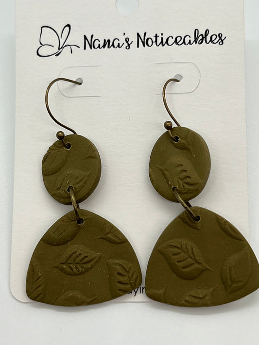 POLYMER STAMPED WITH LEAVES IN ARMY GREEN