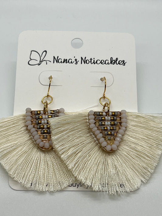 UNIQUELY FAN EARRINGS OF THREAD AND BEADS IVORY