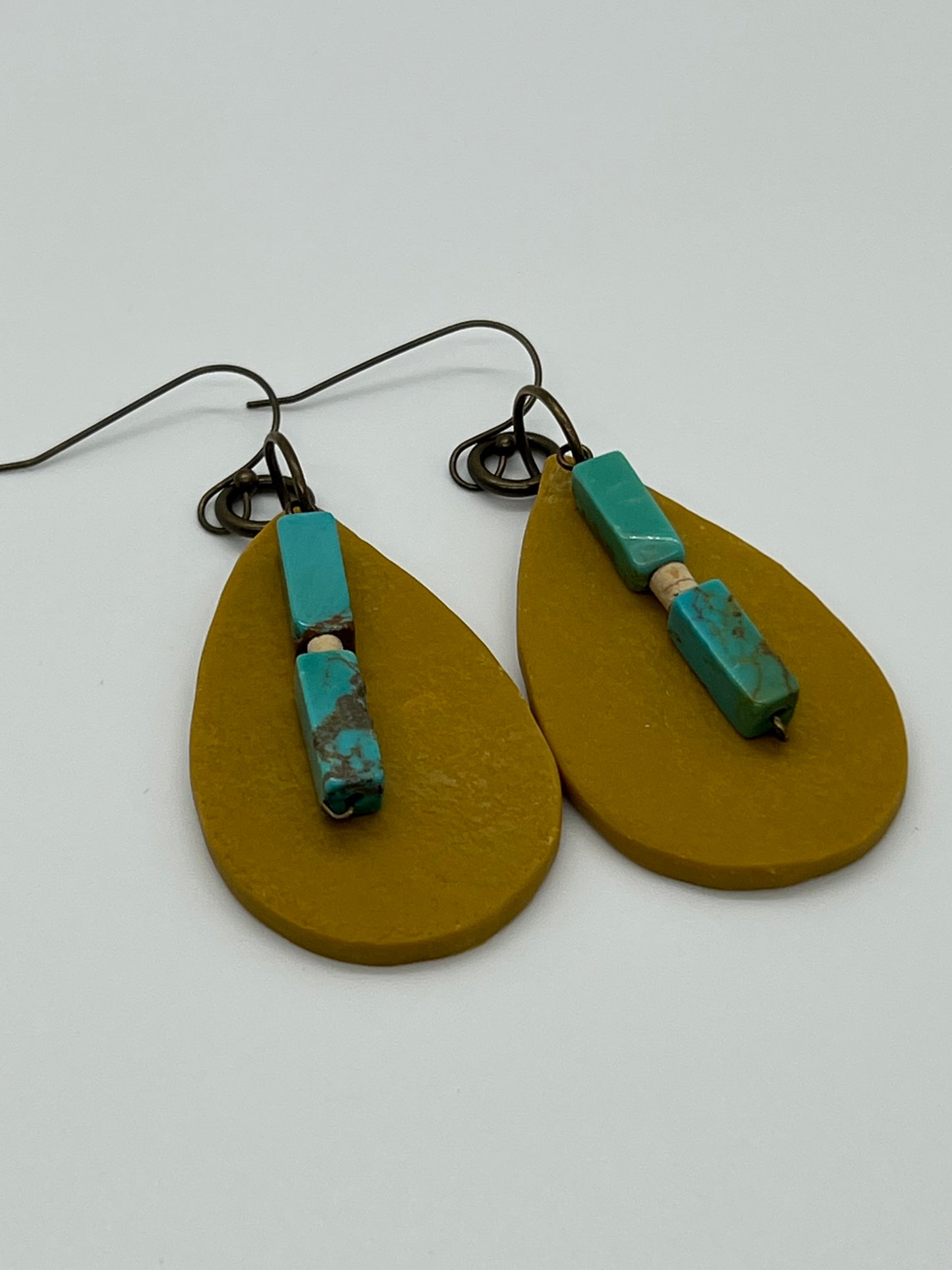 POLYMER TEAR DROP LEATHER MUSTARD WITH TURQUOISE BEADS