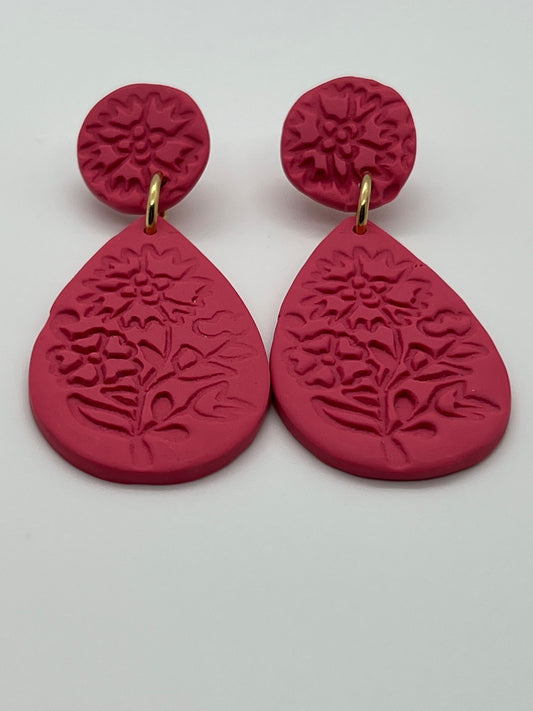 POLYMER STAMPED PATTERN CIRCLE POST AND TEAR DROP IN CORAL