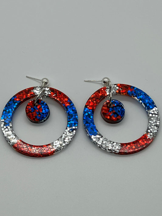 RESIN OPEN CIRCLE WITH CIRCLE DROP IN RED,WHITE & BLUE GLITTER