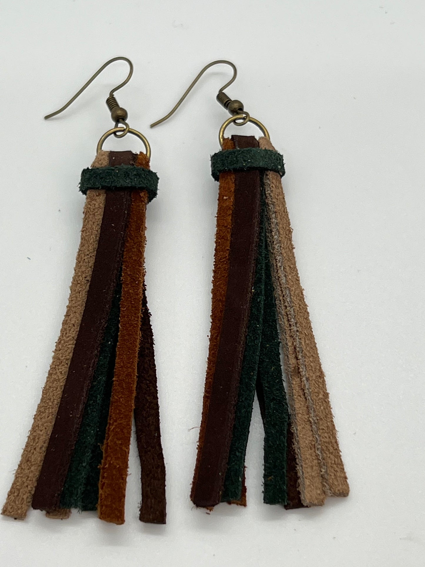 LEATHER SUEDE FRINGE IN DARK BROWN AND HUNTER GREEN