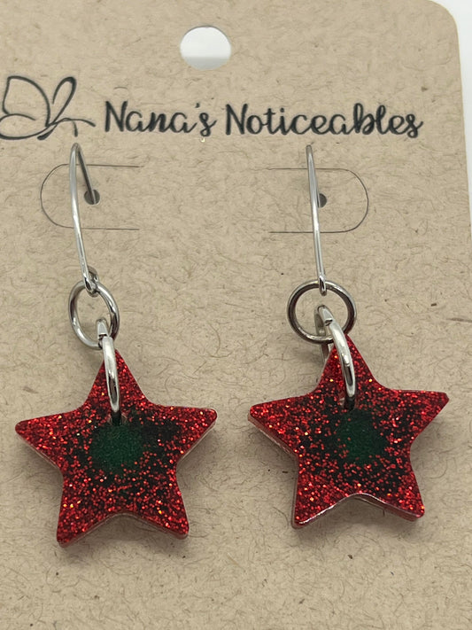 RESIN STARS IN GREEN AND RED GLITTER