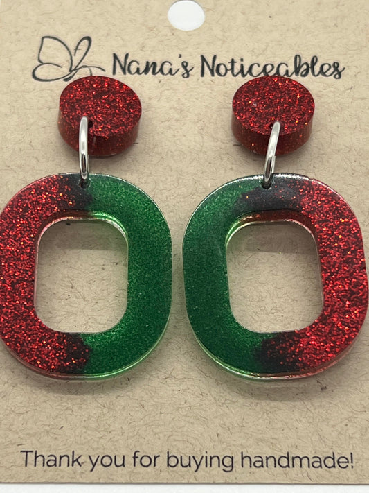 RESIN OPEN OVAL IN RED AND GREEN GLITTER