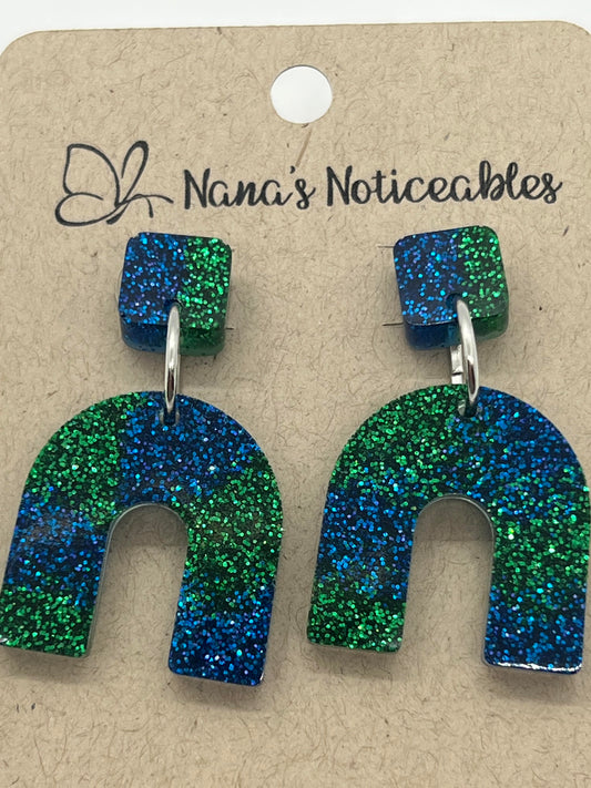 RESIN SMALL RAINBOW IN BLUE AND GREEN GLITTER