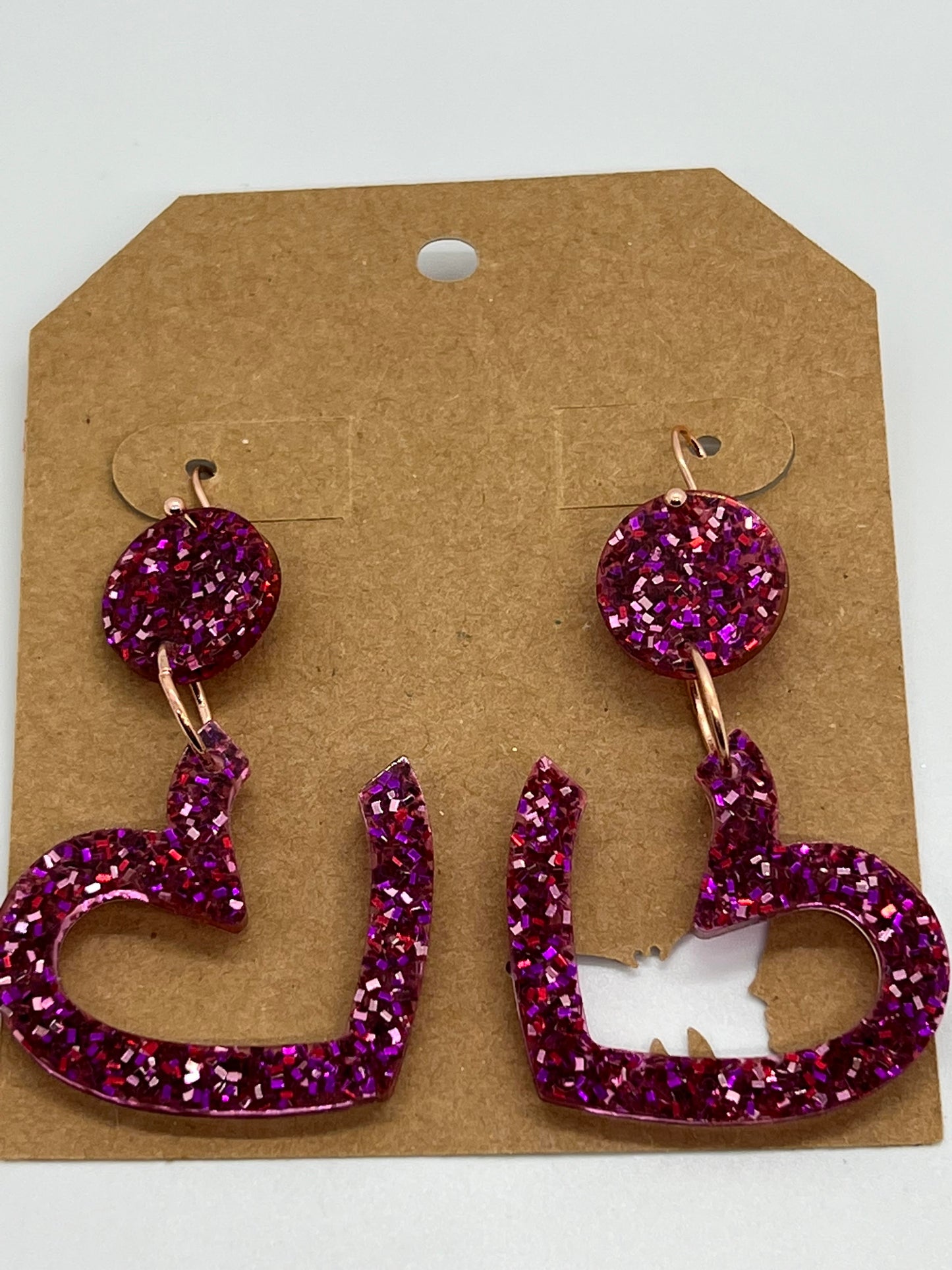 RESIN HEARTS IN SPARKLE PINKS, RED AND PURPLE