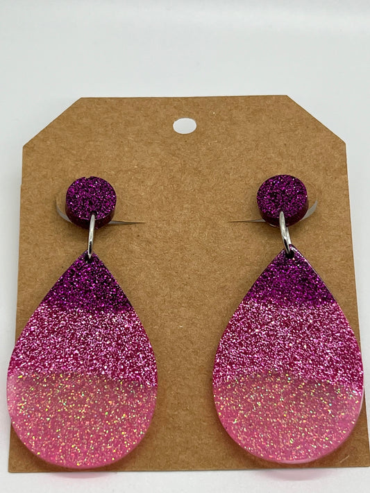 RESIN TEAR DROP IN SPARKLE PINKS AND PURPLE