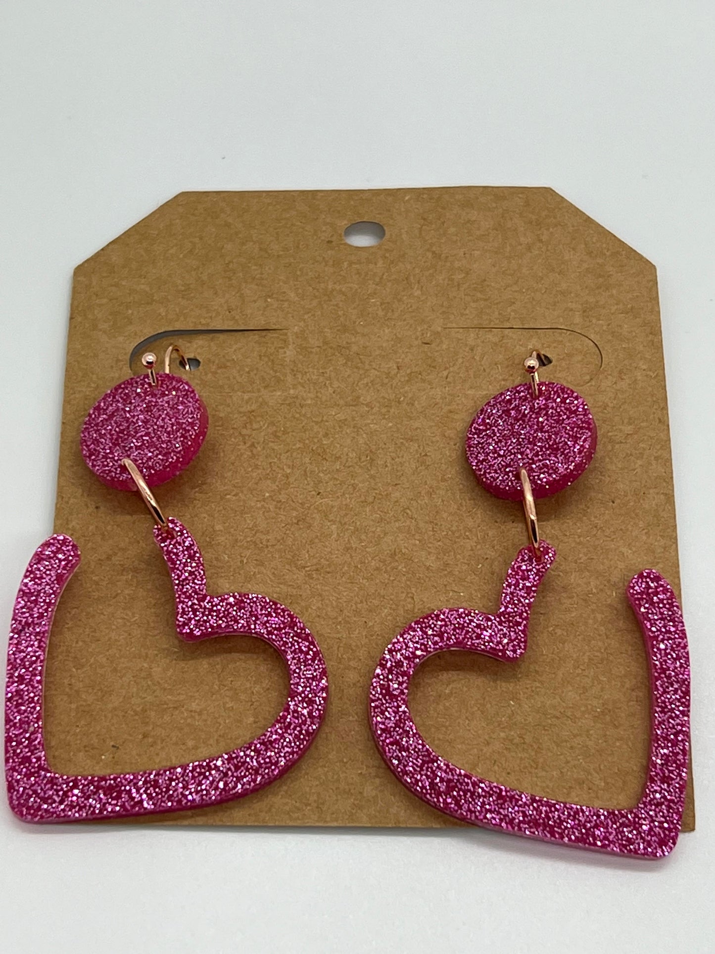 RESIN HEARTS IN SPARKLE BRIGHT PINK