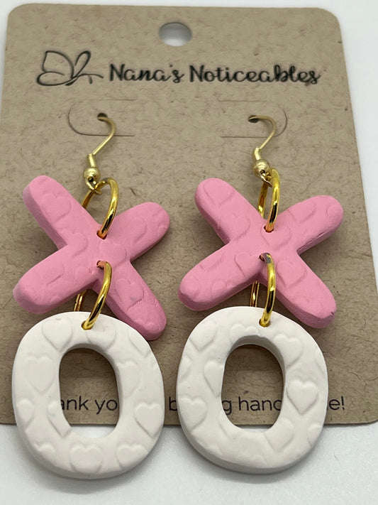 POLYMER VALENTINE DOUBLE DROP "X" & "O" IN PINK AND WHITE