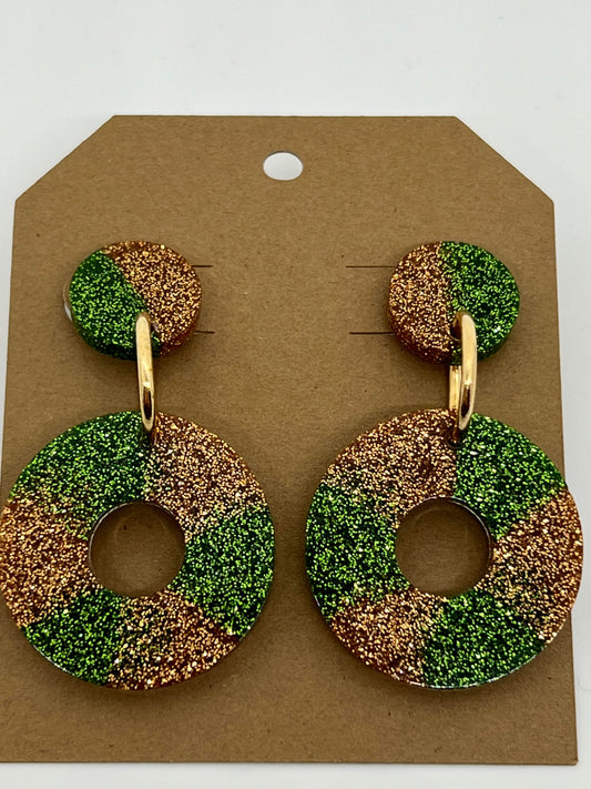 RESIN CIRCLES IN SPARKLE GOLD AND GREEN