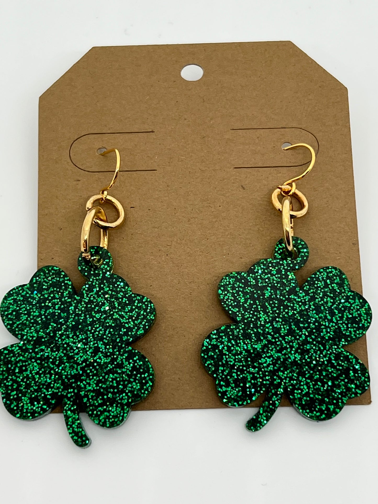 RESIN SHAMROCKS IN SPARKLE GREEN