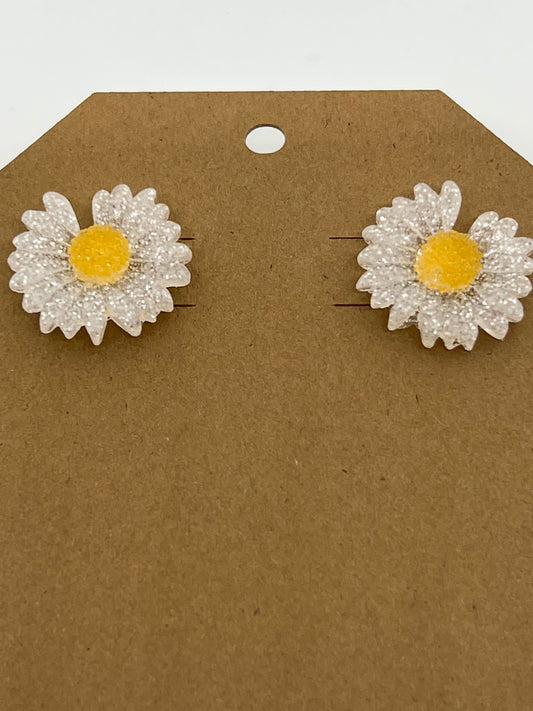 RESIN FORGET ME NOT SMALL DAISY IN SPARKLE WHITE AND YELLOW