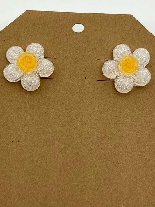 RESIN FLOWERS IN SPARKLE WHITE AND YELLOW