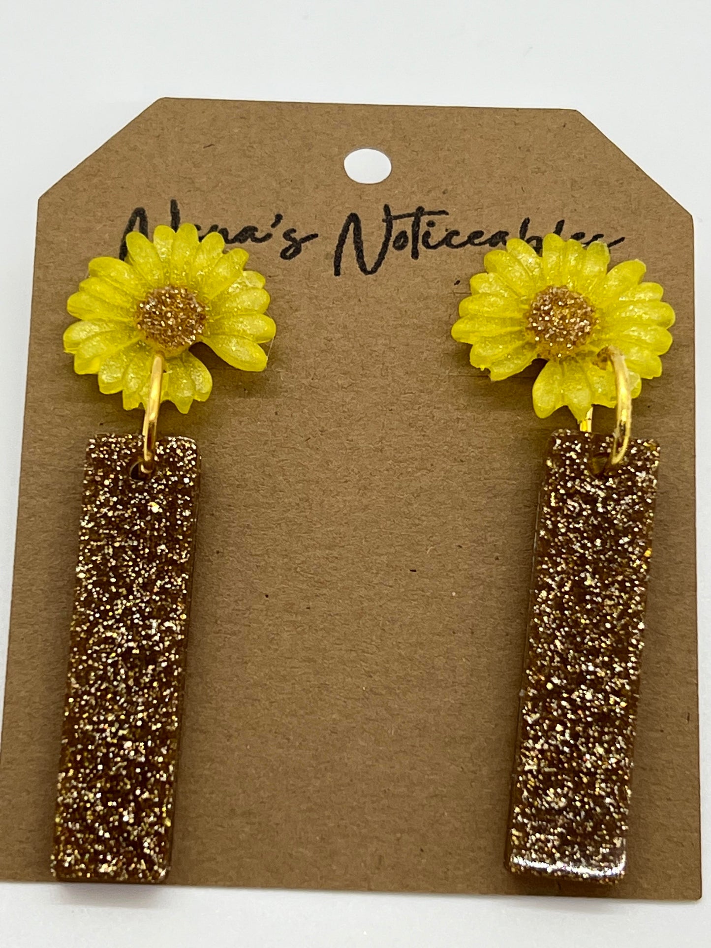 RESIN FORGET ME NOT FLOWER AND SKINNY RECTANGLE IN YELLOW AND SPARKLE GOLD