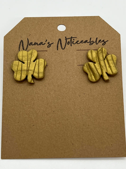 POLYMER SMALL SHAMROCKS IN GOLD