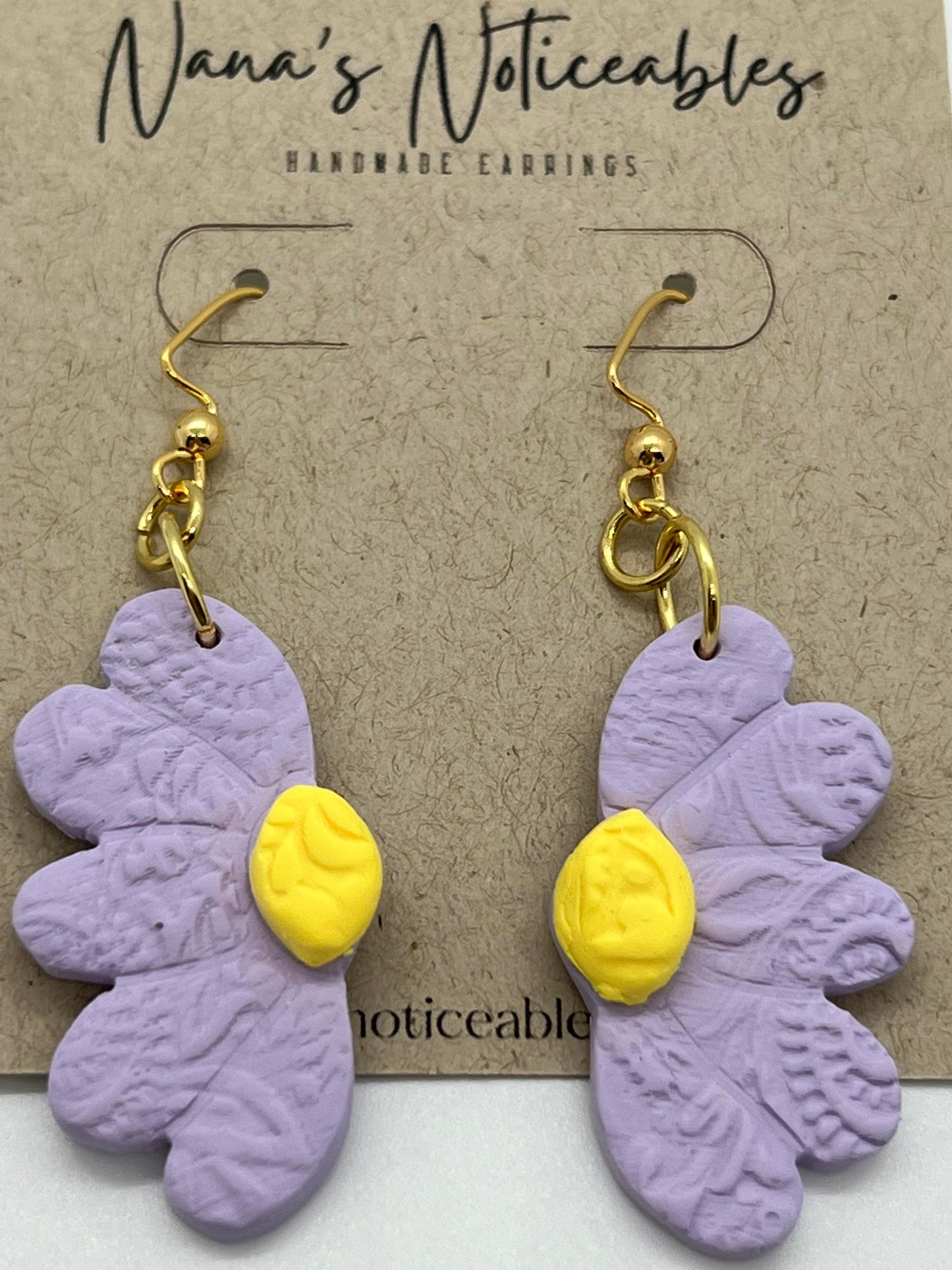 POLYMER YELLOW OR LAVENDER TEXTURED HALF DAISY