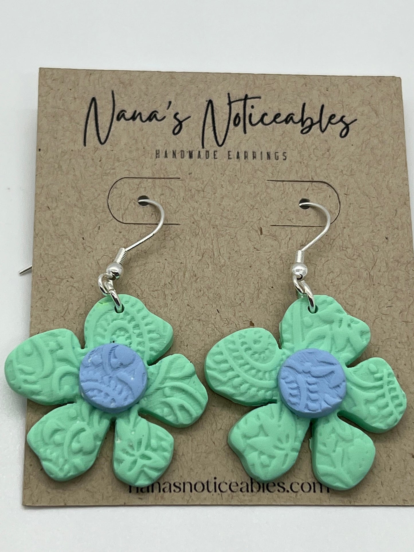 POLYMER LIGHT BLUE OR MINT GREEN IN TEXTURED DOGWOOD FLOWER