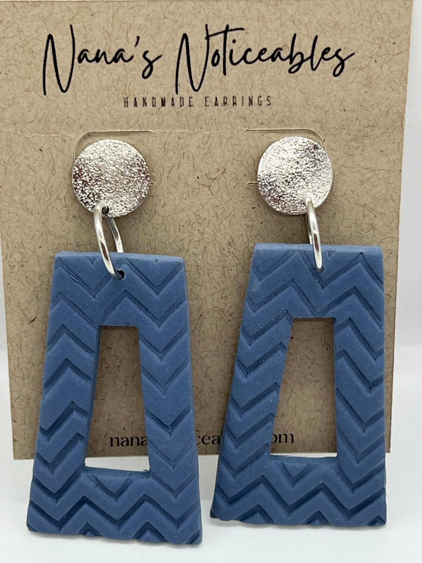 POLYMER OPEN RECTANGLE IN BLUE WITH CHEVRON TEXTURE