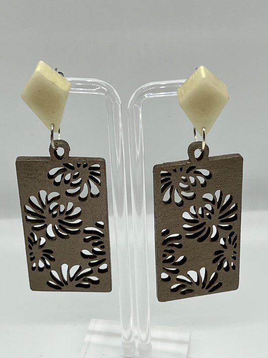 WOOD RECTANGULAR WITH FLOWER CUT OUTS STAINED IN METALLIC NICKEL